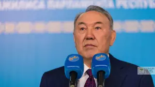 Назарбаев Мирзиёевті туған күнімен құттықтады