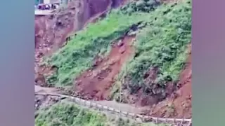 Үндістандағы жантүршігерлік табиғи апат: таудың жартысы опырылды