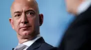 Джефф Безос әлемдегі ең бай адам мәртебесінен айырылды