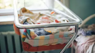 Есікте әке-шешесі пневмониядан қайтыс болған төрт бала жетім қалды