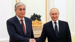 Мәскеудегі кездесуде Тоқаев пен Путин не туралы сөйлесті?