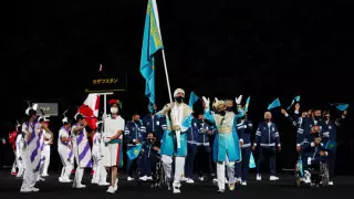 Токиода Паралимпиада ойындары басталды: қазақстандық ту ұстаушылар суреті