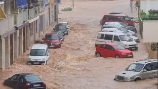 Испания қатты нөсер астында қалды