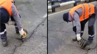 Атырауда жол жөндеушілердің шәйнегі жұртты күлдірді