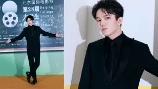 Димаш Құдайберген Қытайдағы кинофестивальде қызыл кілемде жүріп өтті