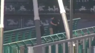 Суицид жасағысы келген қызды куәгерлер құтқарып қалды