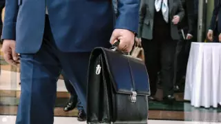 Қазақстанда байлығы күмәнді шенеуніктер тексеріледі