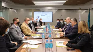 АҚШ мамандары тікелей рейстер ашу үшін Қазақстанның әуежайларын зерттейді