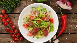 Дәрігер COVID-19-ға қарсы қандай азық-түлік көмектесетінін айтты