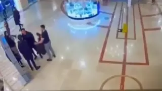 Желіде Нұр-Сұлтандағы сауда орталығында төбелескен ер адамдардың видеосы тарады