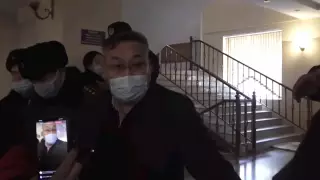 Блогер Ақтөбе облысы әкімдігінде болған жанжалды видеоға түсіріп алған