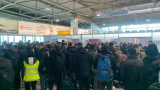 Алматы әуежайында ұзын сонар кезек неге пайда болғаны айтылды