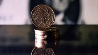 Доллар 433 теңгеден. Ұлттық банк теңге неге әлсірегенін түсіндірді