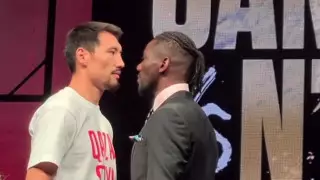 Жәнібек Әлімханұлы Лас-Вегастағы жекпе-жегі қарсаңында бұрынғы әлем чемпионымен көз арбасты