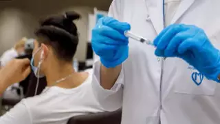 Ресей коронавирусқа қарсы вакцинаны тіркеді