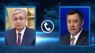Тоқаев Қырғызстан президентін туған күнімен құттықтады