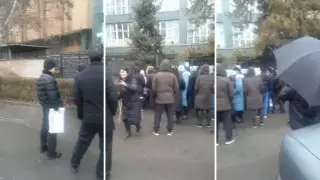 Алматыда "кредиттік рақымшылық" туралы хабарламадан кейін дүрбелең туды