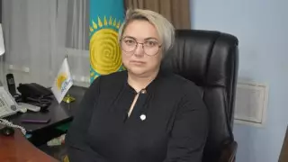 ШҚО-да аудан әкімі қарамағындағы қызметкерді жемқорлық жасағаны үшін жұмысынан кетті
