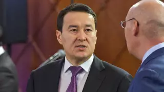 Әлихан Смайылов премьер-министр қызметіне тағайындалды
