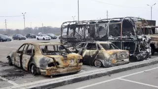 Алматыда өртенген және атылған 140 көлік айып тұрағына қойылды