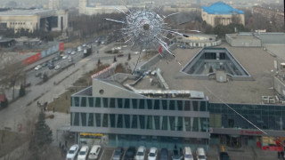 Бақтиярдың пәтерінің терезесі. Пәтер иесінің суреті