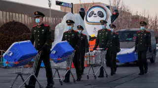 Саяси мәлімдеме жасаған спортшылар жазаға тартылады - Олимпиаданы ұйымдастырушылар