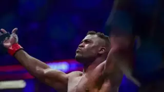 UFC-дің басты жекпе-жегі Нганнудың жеңісімен аяқталды