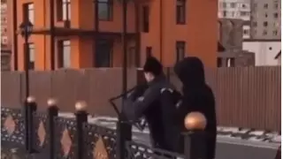 Павлодарлық тиктокер жағалаудағы қоқыс жәшігін бүлдіргені үшін жазаланады