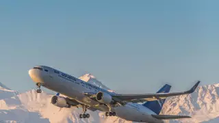 "Алматыдан Нұр-Сұлтанға жаяу барады" - әуекомпания видеоға қатысты түсінік берді