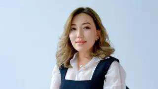 30 жасында жоғары қызметке тағайындалған Айнұр Серғазиева сынға жауап берді