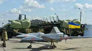 Түркия Украинаға ұшқышсыз ұшатын аппарат жеткізуді қате шешім деп атады