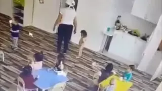 Павлодар балабақшасында тәрбиеші баланы жалаңаштап, салқын бөлмеге қамап қойған