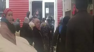 Қызылордада ер адам базардағы орын үшін үстіне жанармай құйып жіберген