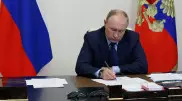 Путин ДХР мен ЛХР-ны тану туралы жарлыққа қол қойды