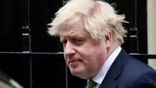 Ұлыбритания премьер-министрі орыс және украин тілдерінде бейбітшілікке шақырды