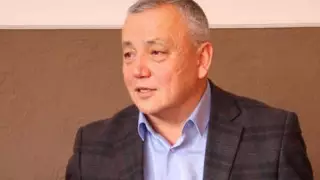 Мәжілістің тағы бір депутатының өкілеті тоқтатылды