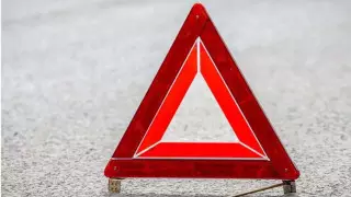 Ақтөбедегі гипермаркет тұрағында жүк көлігі 57 жастағы жаяу жүргіншіні қағып кетті