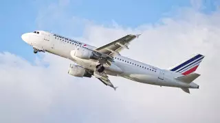 Францияда "ашулы" ұшақтың оқиғасына қатысты тергеу басталды