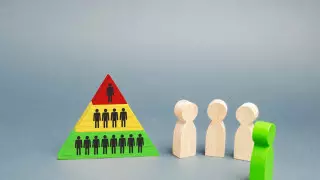 Қаржы пирамидасының құрбаны болмау үшін неге назар аудару керек?