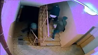 Нұр-Сұлтанда оқушы қызға тиіскен ер адам ұсталды