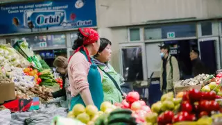 Күйіп кетейін деп тұрмыз: "Алтын Ордадағы" саудагерлер базар әкімшілігіне наразы