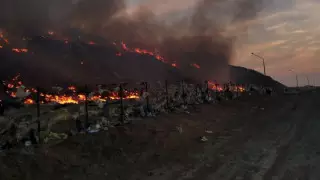 Ақтау маңында қоқыс полигонынан алапат өрт шықты