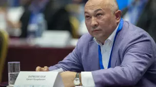 ҚФФ басшысы Қазақстан құрамасына неге ресейлік бапкерді тағайындағанын түсіндірді