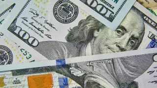 Доллардың 12 мамырдағы ресми бағамы белгіленді