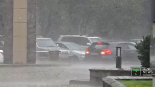 "Кім қанша балық ұстады?". Алматылықтар жаңбырлы күні әзілдеп жатыр