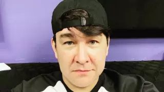 Желіде Азамат Мұсағалиевтің жаңа пародиясы хит болды