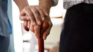 Қазақстанда зейнет жасын төмендету мәселесі қашан қаралады?