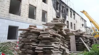 Қаңтар оқиғасы: Алматыда "Қазақстан" телеарнасының өртеніп кеткен ғимараты сүріледі