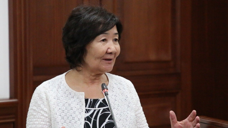 Балжан Шәменова. Фото Қызылорда облысы әкімдігінің Facebook-тегі ресми парақшасынан алынды