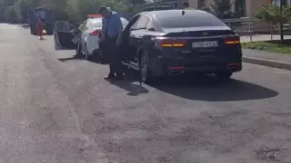 Алматы облысында жалған нөмірмен жүрген қызметтік көлік тексеріліп жатыр